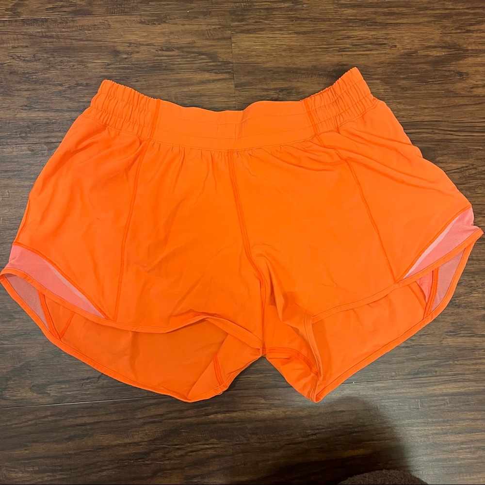 Lululemon Hotty Hot shorts